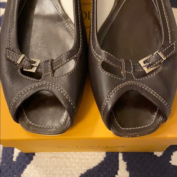 Fall Staple! Tod’s Open Toe Driving Shoe - Picture 4 of 6